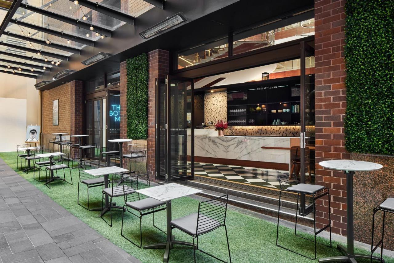 Sydney Harbour Marriott Hotel At Circular Quay Exterior photo The 360° Bar